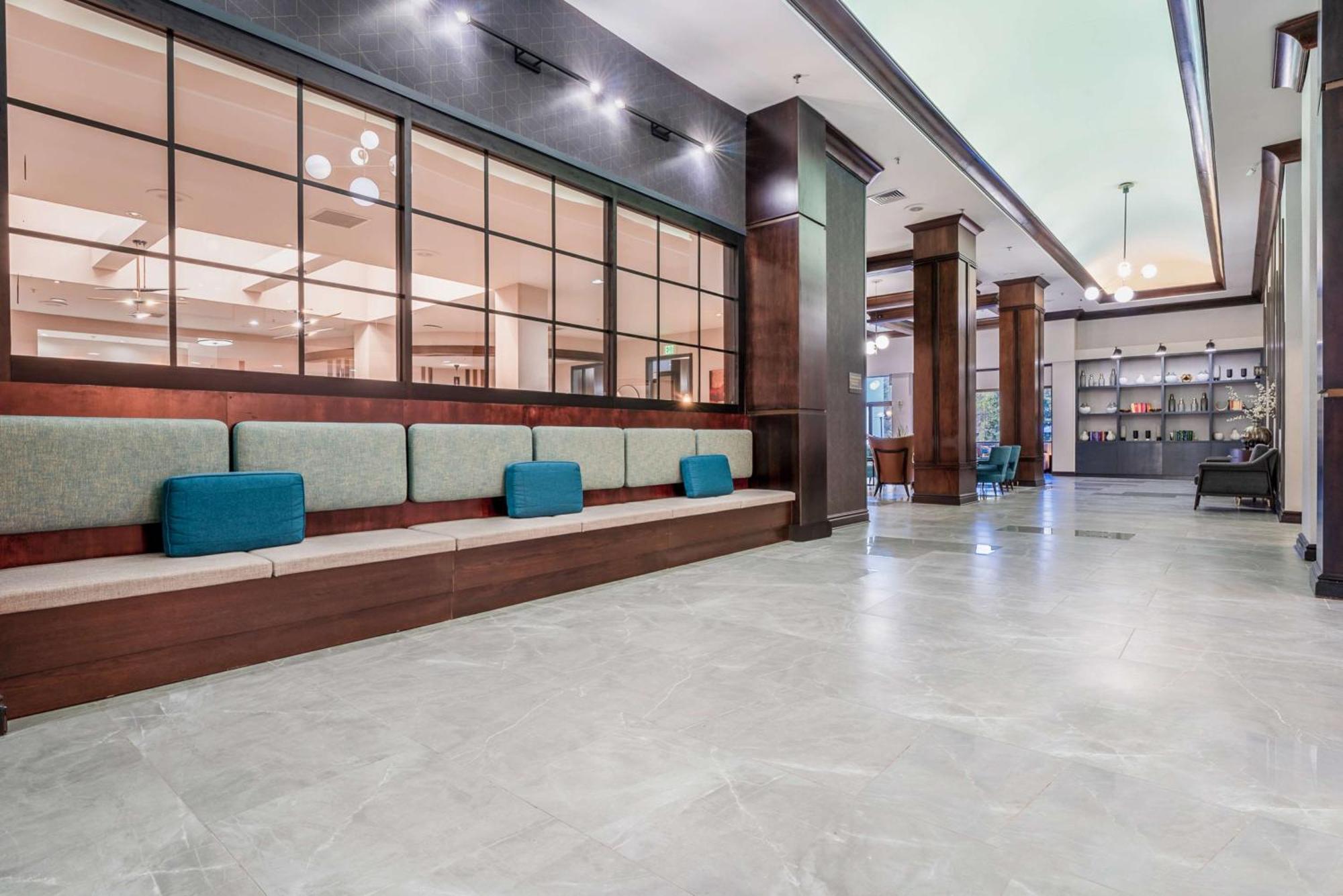 Готель Doubletree By Hilton South Charlotte Tyvola Екстер'єр фото
