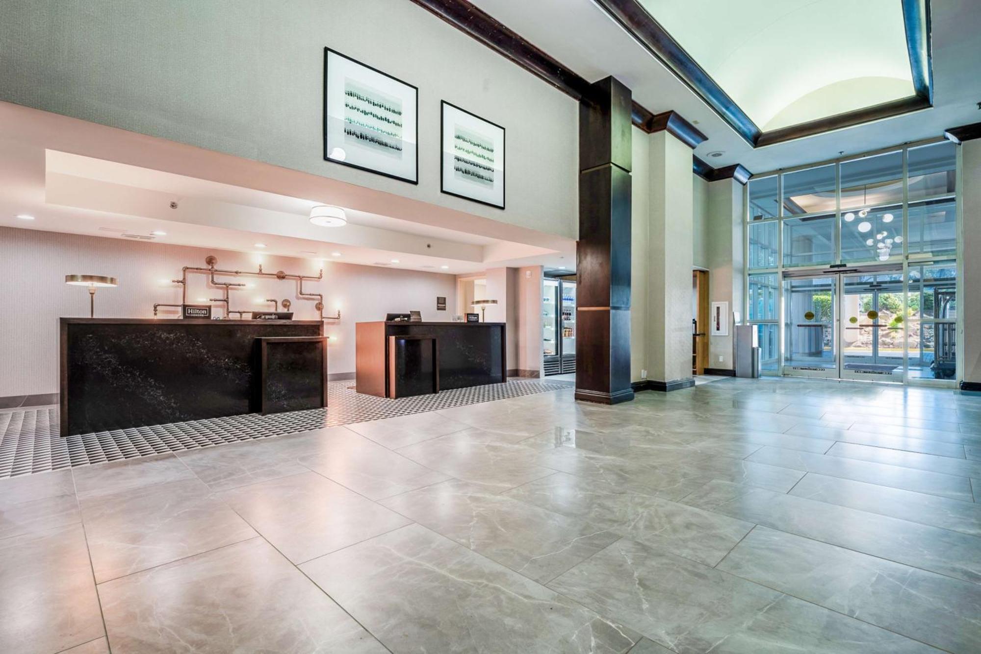 Готель Doubletree By Hilton South Charlotte Tyvola Екстер'єр фото